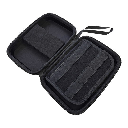 Pouzdro na šipky McDart System-4 Auf dem Bild sieht man ein graues Dartcase. Vermutlich handelt es sich um das Modell DC04 von McDart.