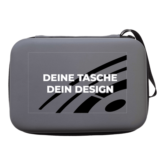 Pouzdro na šipky System-4 s vaším designem Das Foto zeigt ein McDart System4 Dartcase in Grau. Das Etui ist teilweise geöffnet und gibt einen Einblick ins Innere.