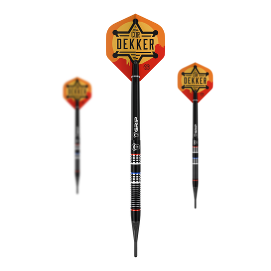 Měkké šipky Bulls Cor Dekker The Sheriff - 20g Auf diesem Bild sieht man die Bulls Cor Dekker The Sheriff Softdarts - 20g als komplettes Set. Die Darts liegen nebeneinander angeordnet.