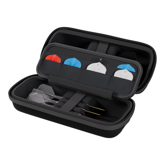 Auf dem Bild ist ein Target BOA Dartcase in Schwarz abgebildet. Das schwarze Etui bietet Schutz und Aufbewahrung für Darts und Zubehör.