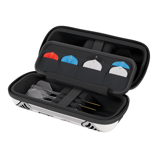 Pouzdro na šipky Target Star Wars Boa – Stormtrooper Das Bild zeigt das Target Star Wars Boa Dartcase mit Stormtrooper-Design. Es eignet sich ideal für Fans von Darts und Star Wars.