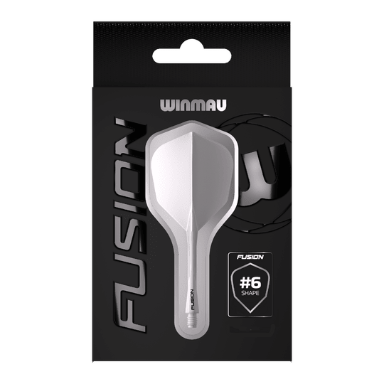 Systém letky Winmau Fusion č. 6, průhledný Das Bild zeigt die Verpackung des Produkts "Winmau Fusion Flight-Shaft-System No6 Clear". In der Mitte ist das transparente Flight-Shaft-System im #6-Shape deutlich zu sehen.