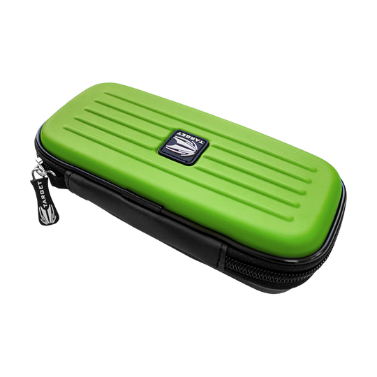 125827_Target_Takoma_Dartwallet_Gr-n_2 Das Foto zeigt ein Target Takoma Dartwallet. Damit lässt sich Dartzubehör geordnet aufbewahren.